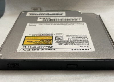 Toshiba Samsung CD-Master 24E Model SN-124