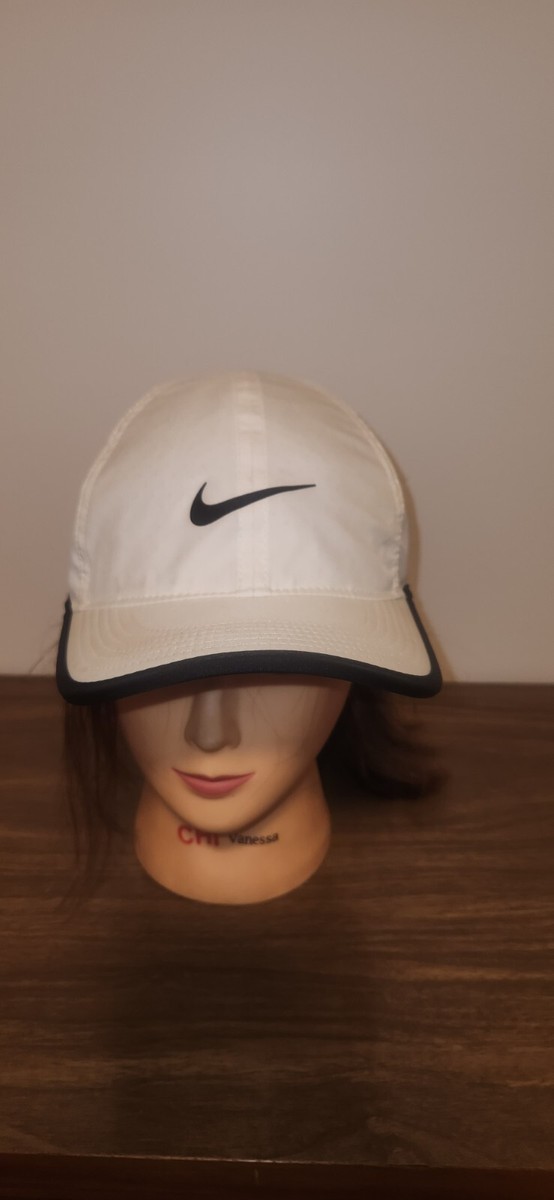Nike Dri-Fit Featherlight White Black Swoosh Logo Unisex  display picture 3