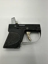 VINTAGE 1962s ? MEN'S POCKET GUN PETROL LIGHTER ECON Vtg Antique