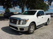 2018 Nissan TITAN SV Pickup 4D 6 1/2 ft
