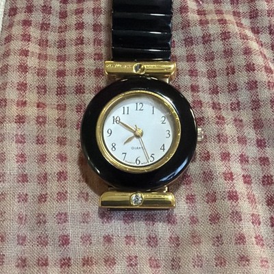 Women s Black and Gold Watch With Metal Expanding Band Stowed Away Needs Battery