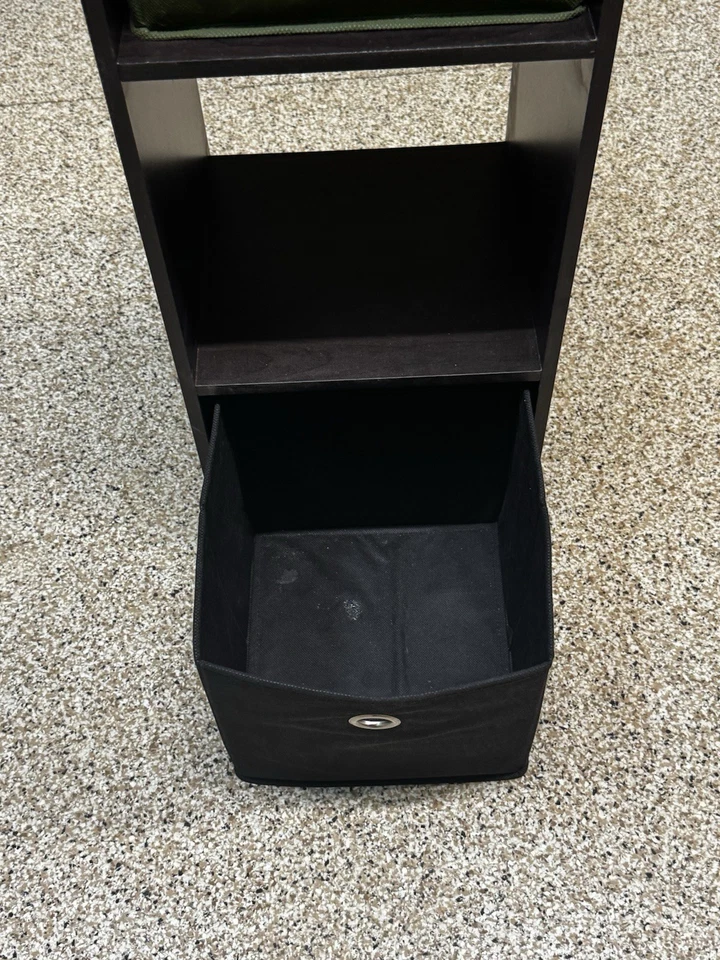 Shelving With Fabric Drawers - Image 3 of 3