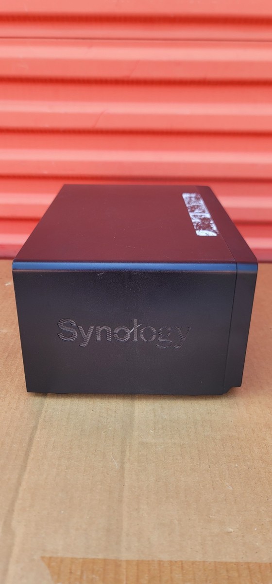 Synology DiskStation DS1813 8 Bay NAS With 4x2gb Drives for