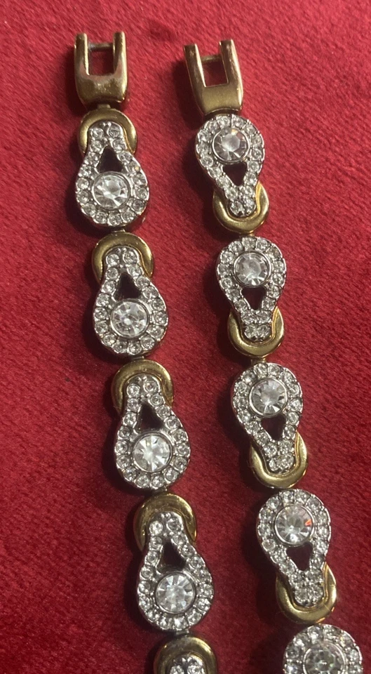 Juego de reloj y pulsera a juego Elgin para mujer Foto 4 de 4