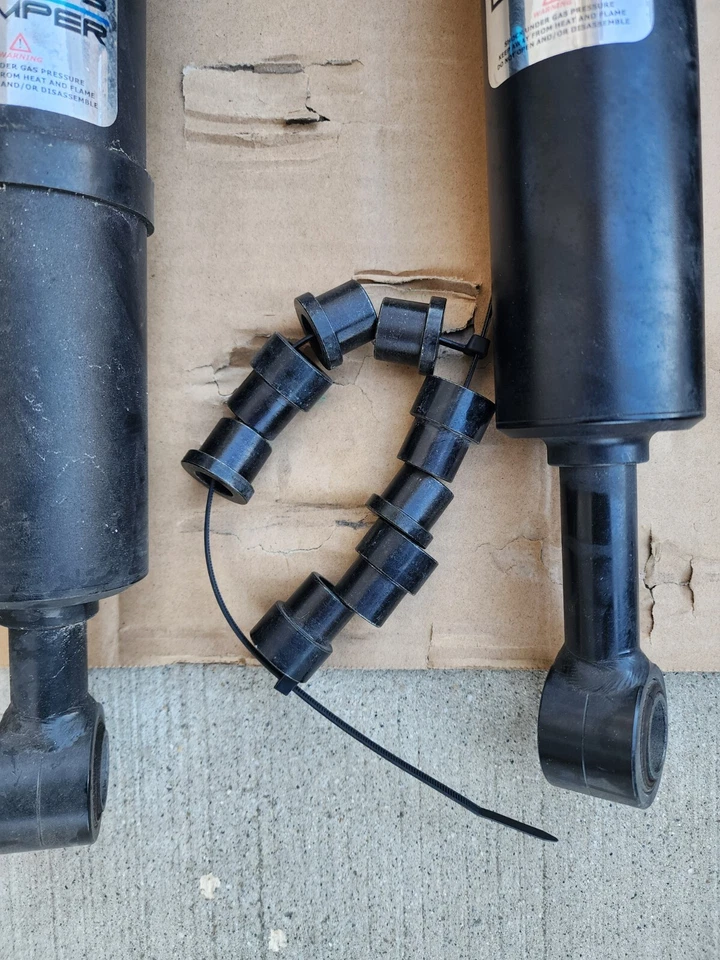 Amortiguador deportivo Lexus GS 2006-2011 tracción trasera, 350.430.460, 450 h, IS 250, Revel Touring Foto 4 de 4