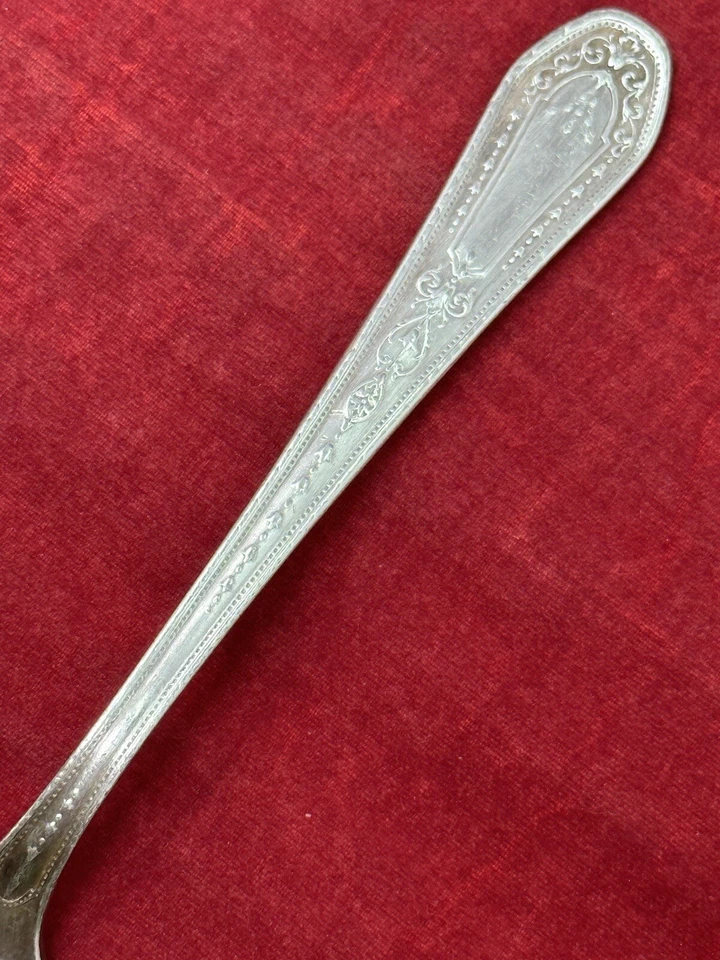 Hampton Court Community Plate 1926 Flatware Silverplate Wreath ONEIDA 6" Spoon - Image 2 of 4