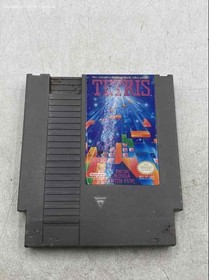 Nintendo NES Super Mario Bros. 2 Dr. Mario & Many More Video Games & Controllers