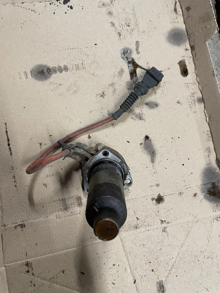 BMW e32 e34 E24 Oil Level Switch 1717394 M30 Engine 3.0 3.5 635csi 735iL 535i - Image 4 of 4