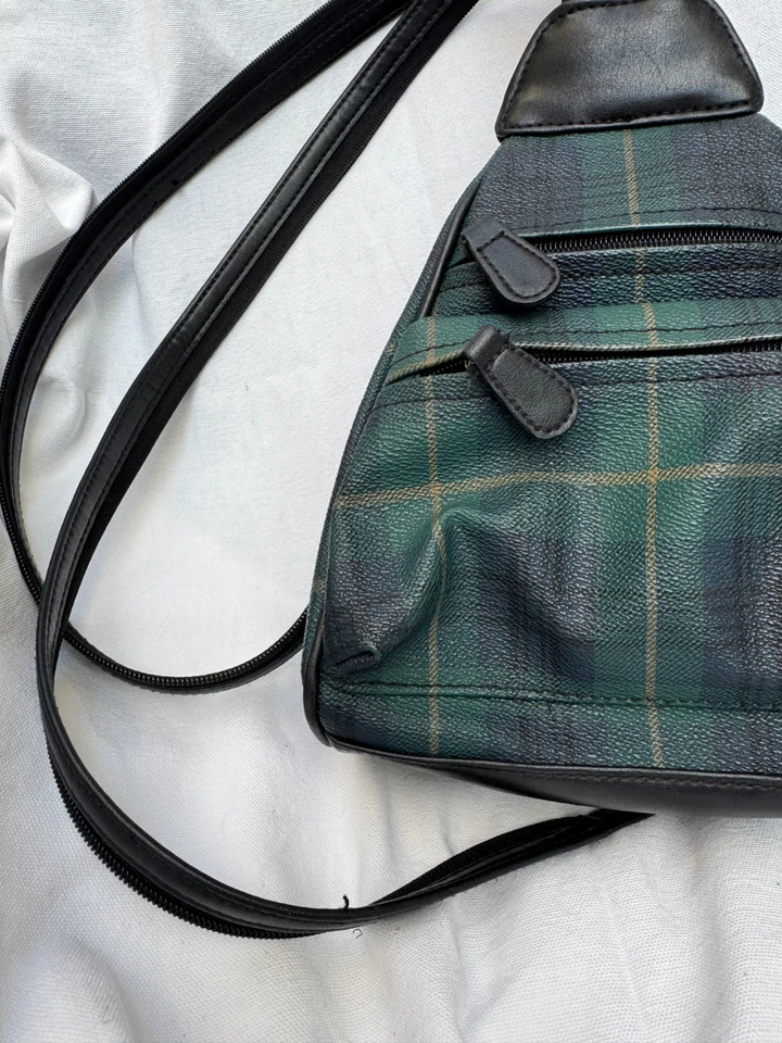 Villager на Liz Claiborne 90-х женщин винтажный клетку треугольник рюкзак слинга сумка - Изображение 2 из 4