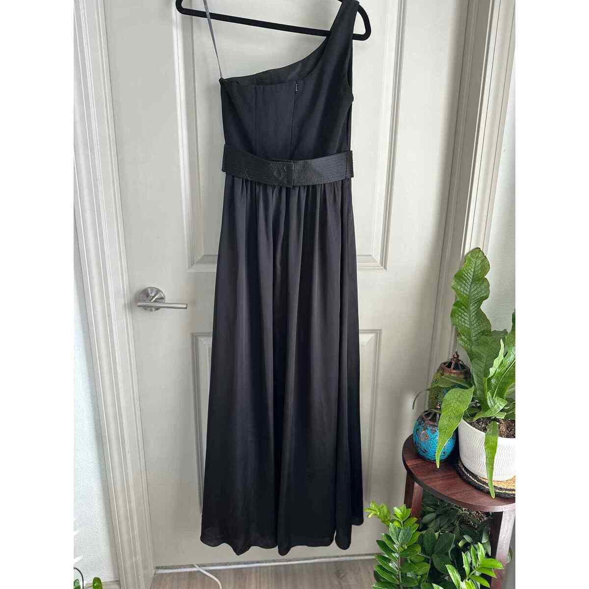 White by Vera Wang Black One Shoulder Dress VW360215 Sz.2 | eBay White by Vera Wang Black One Shoulder Dress VW360215 Sz.2 | eBay
