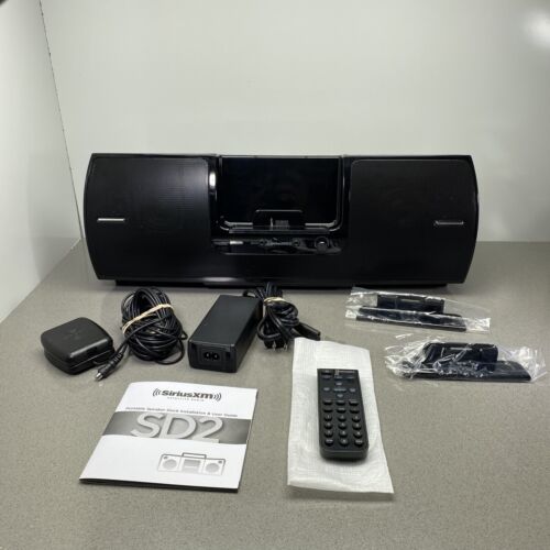 SiriusXM Portable Speaker Dock Kit SD2 With Remote, Antenna, And Manual - Afbeelding 1 van 22