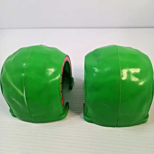 Tomy Green Tunnels x 2 Thomas Tank Engine Train Small Tunnel Track Master - Picture 5 of 10