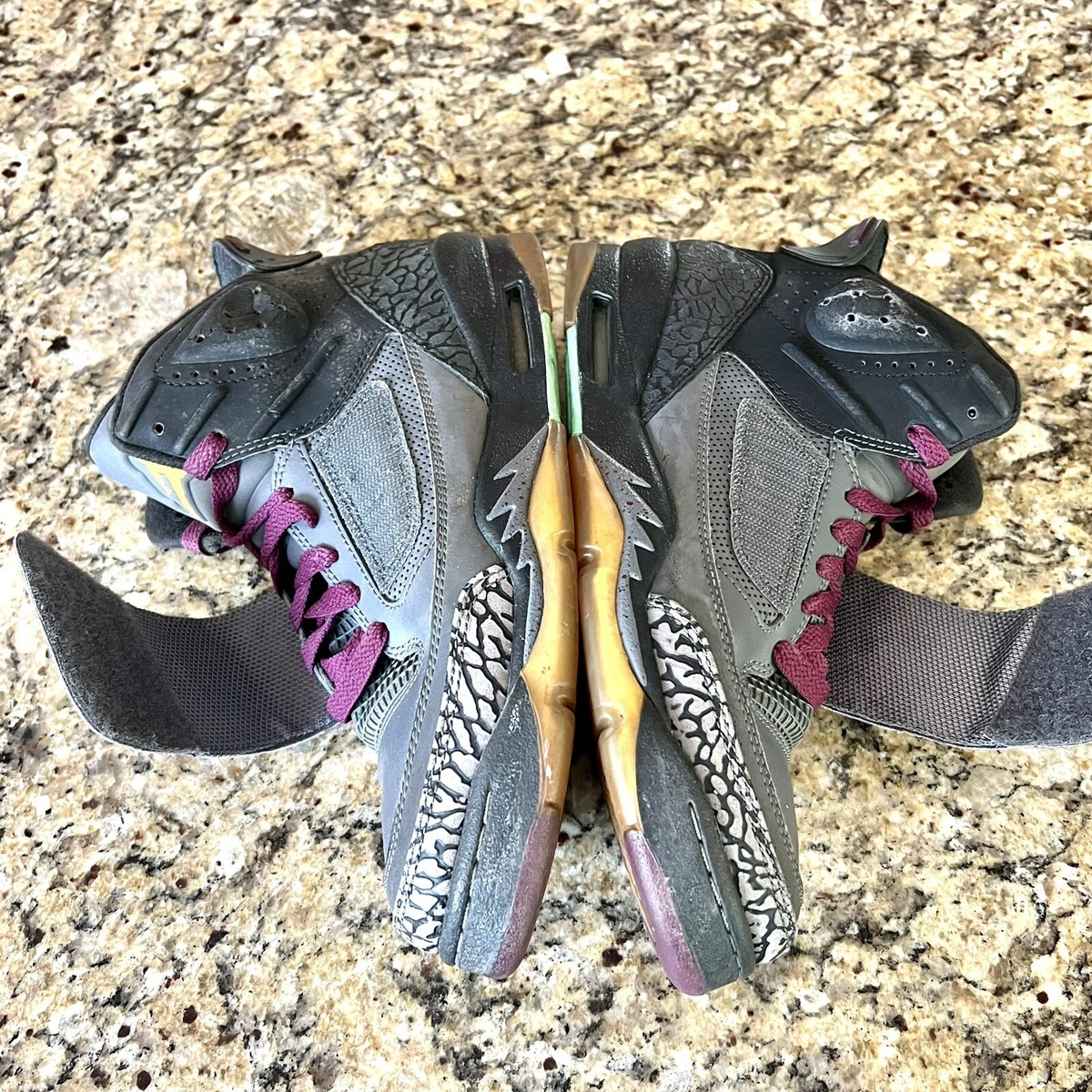 Nike Air Jordan Son Of Mars Bordeaux Sz 6.5 Youth 512246-038 Nike Air Jordan Son Of Mars Bordeaux Sz 6.5 Youth 512246-038