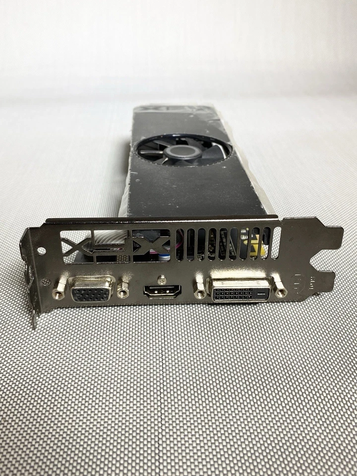 XFX AMD Radeon R7 240 2GB 780M BOOST GDDR3 Graphics Card - Tested & Working - Image 4 of 4