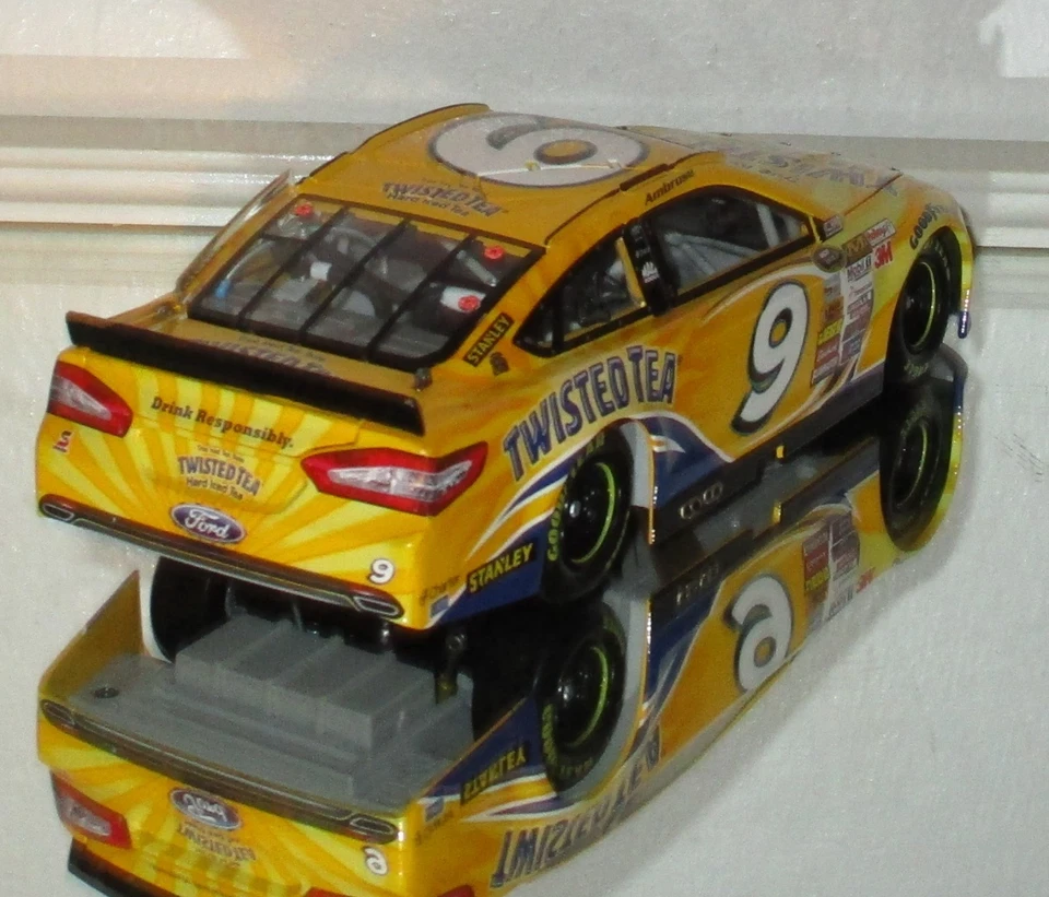 Muestra Marcos Ambrose #9 2014 Twisted Tea Muestra Coche Impresionante Raro Foto 4 de 4