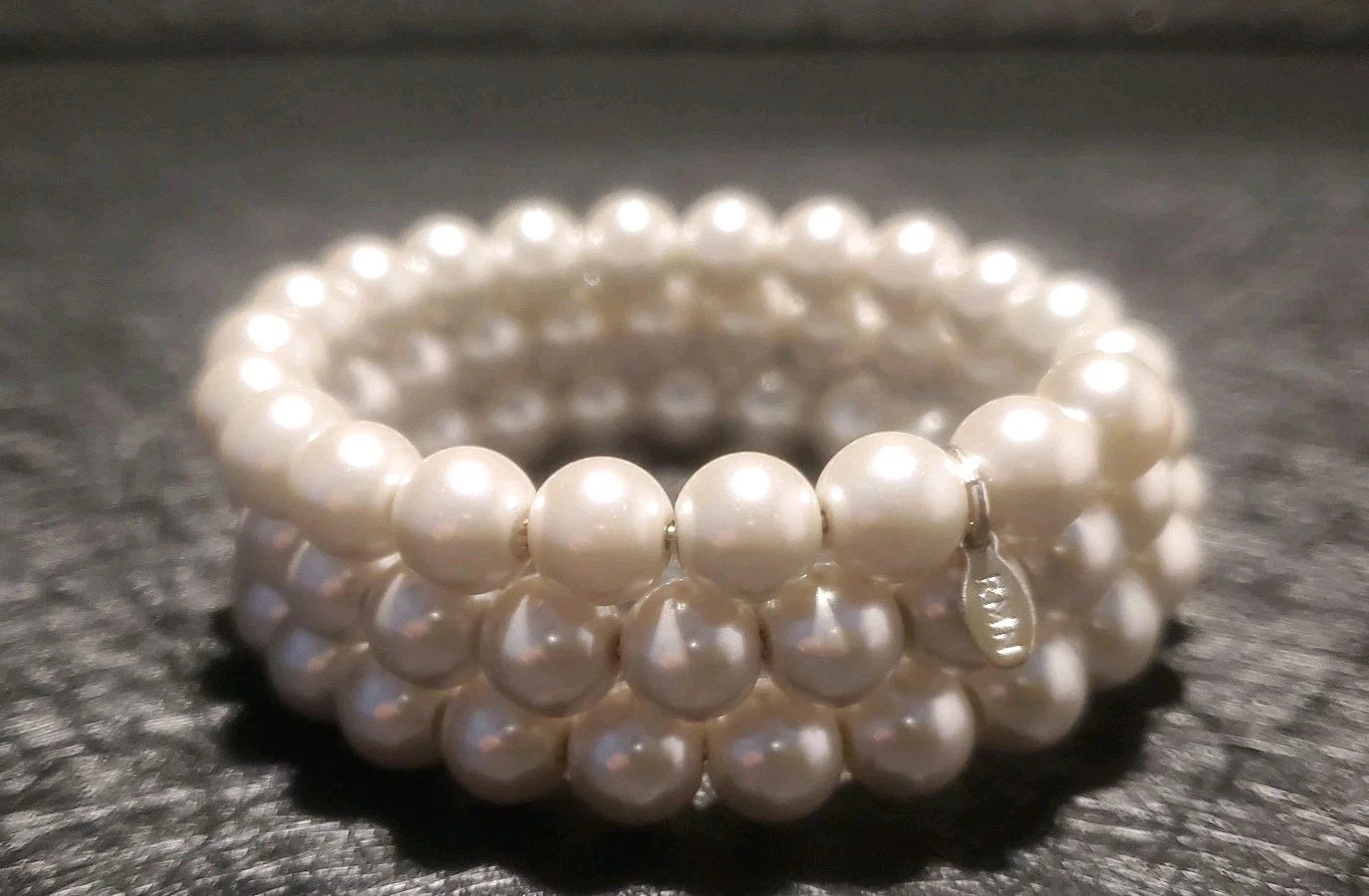 OFF WHITE Bracciale elastico perle bianco sporco marcato RMN