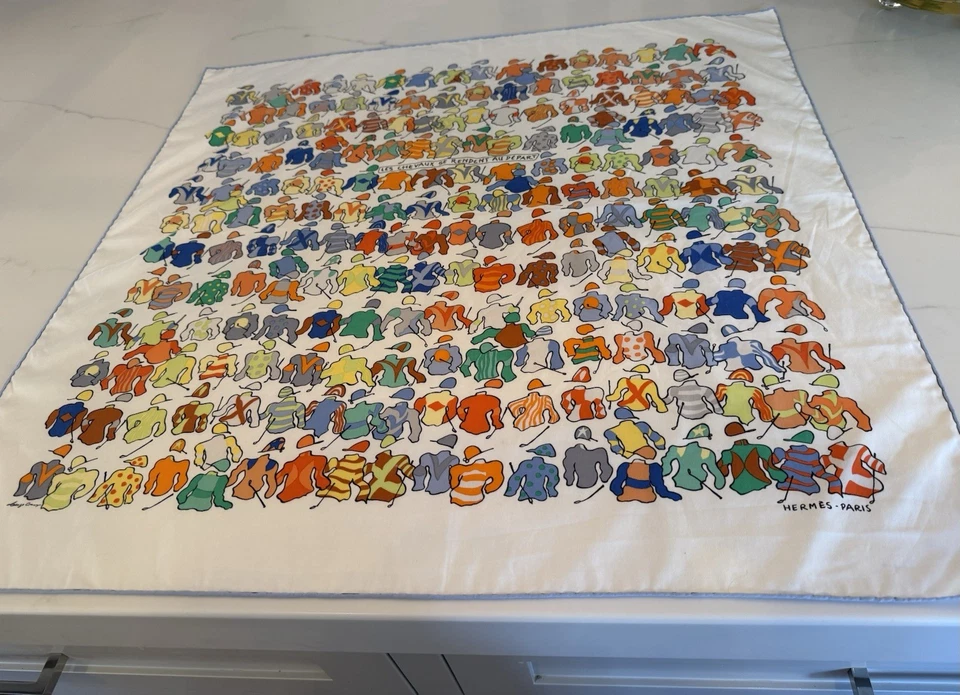 Bufanda de algodón Hermes 2001 Laurent Cresp Les Chevaux Se Rendent Au Depart Foto 2 de 4