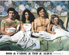 ELLIOTT GOULD SIGNED AUTHENTIC 'THE LONG GOODBYE' 8X10 PHOTO B w/COA ACTOR MASH