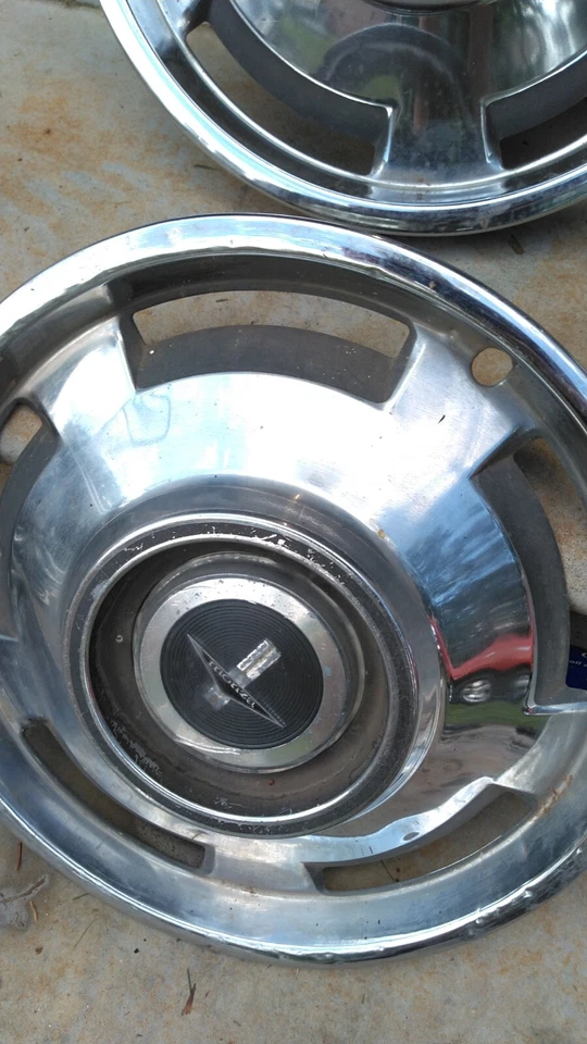 Chevy Corvair Monza 1965 13" cubiertas de rueda, tapacubos, juego de 4 Foto 3 de 4