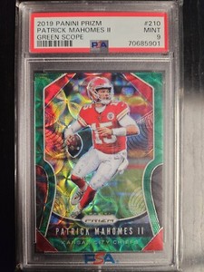 2019 Prizm PATRICK MAHOMES Green Scope Prizm /75 PSA 9 POP 21