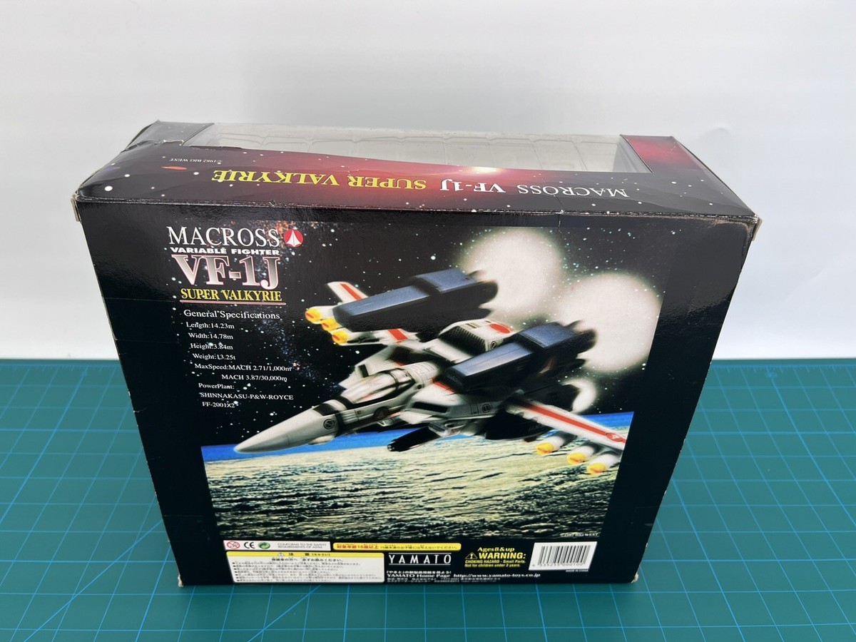 Yamato 1/60 MACROSS VF-1J Super Valkyrie Robotech *Box is