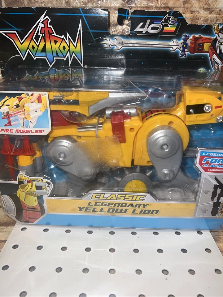 Figura 40 Aniversario Juguetes Playmates Playmates Serie Legendaria Voltron LEÓN AMARILLO NUEVO Foto 4 de 4