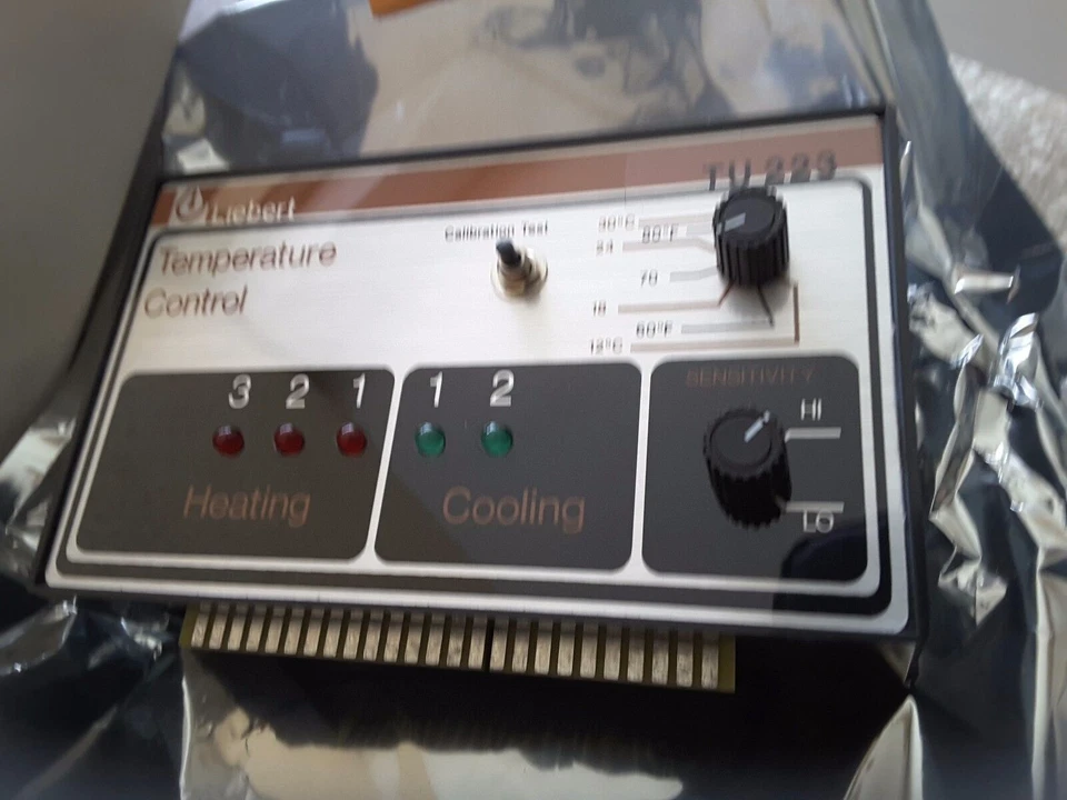LIEBERT 020-0183 TU223 TEMPERATURE CONTROL THERMOMETER 24VDC RARE  NEW  $99 - Image 2 of 3