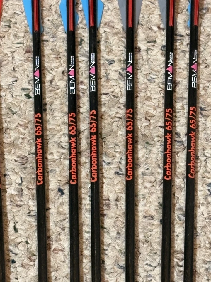 12- Beman CarbonHawk 65/75 Arrow Shafts w/nocks 1 Dozen No Tips Need Fletched - Image 3 of 4