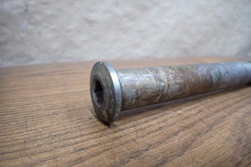 2001 TRIUMPH TROPHY 900 FRONT WHEEL AXLE - Picture 4 of 4