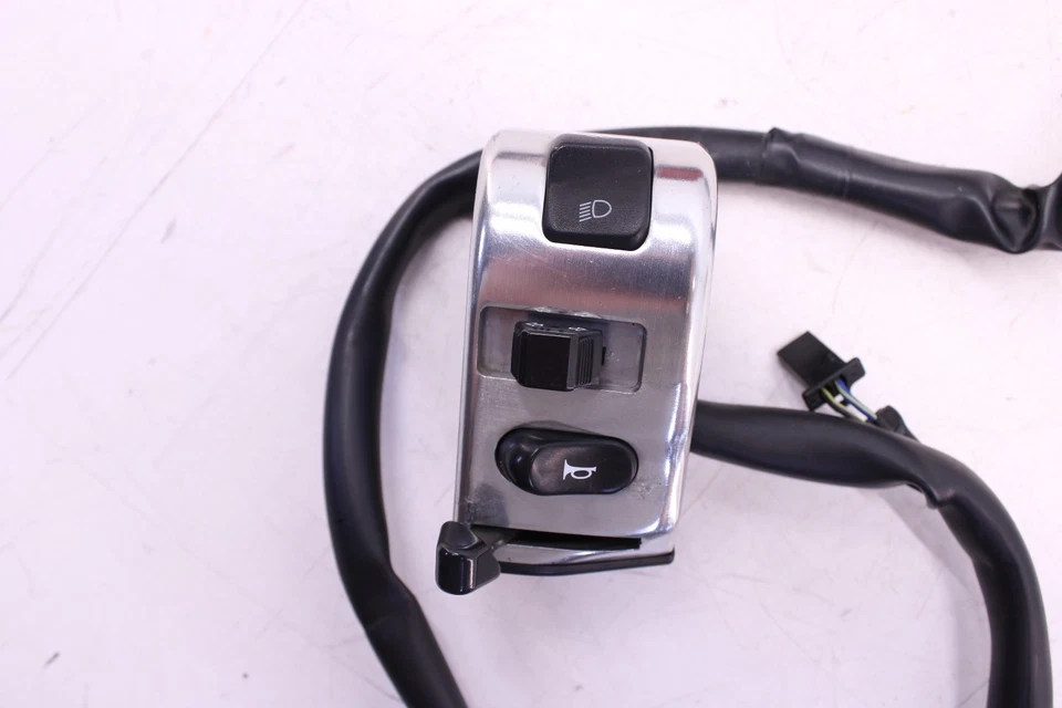 2008 YAMAHA V STAR 1100 CLASSIC LEFT CLIP ON HANDLE HORN SIGNALS SWITCH SWITCHES - Image 2 of 4