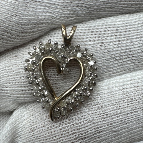 10k Solid Yellow Gold Genuine Real Diamond Cluster Open Heart Pendant Stamped - Picture 1 of 12