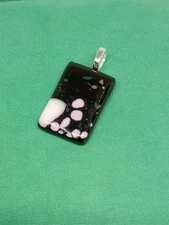 Hand Crafted  Fused Glass Pendant W/Chain #1336
