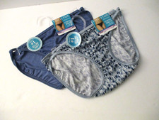 Vanity Fair panties Illumination string bikini size 6/M 2 pair style 18108