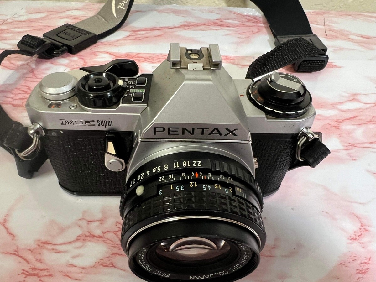フィルムカメラ PENTAX ME SUPER / SMCP-M 50/1.7 Pentax ME Super Vintage 35mm Film Camera with SMC Pentax-M