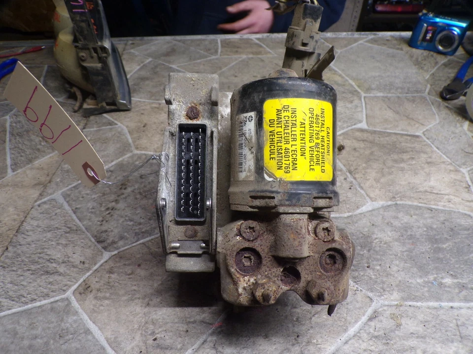 94 1994 NEW YORKER FWD 93-94 CONCORDE INTREPID ABS ANTI LOCK BRAKE PUMP ACTUATOR - Image 4 of 4