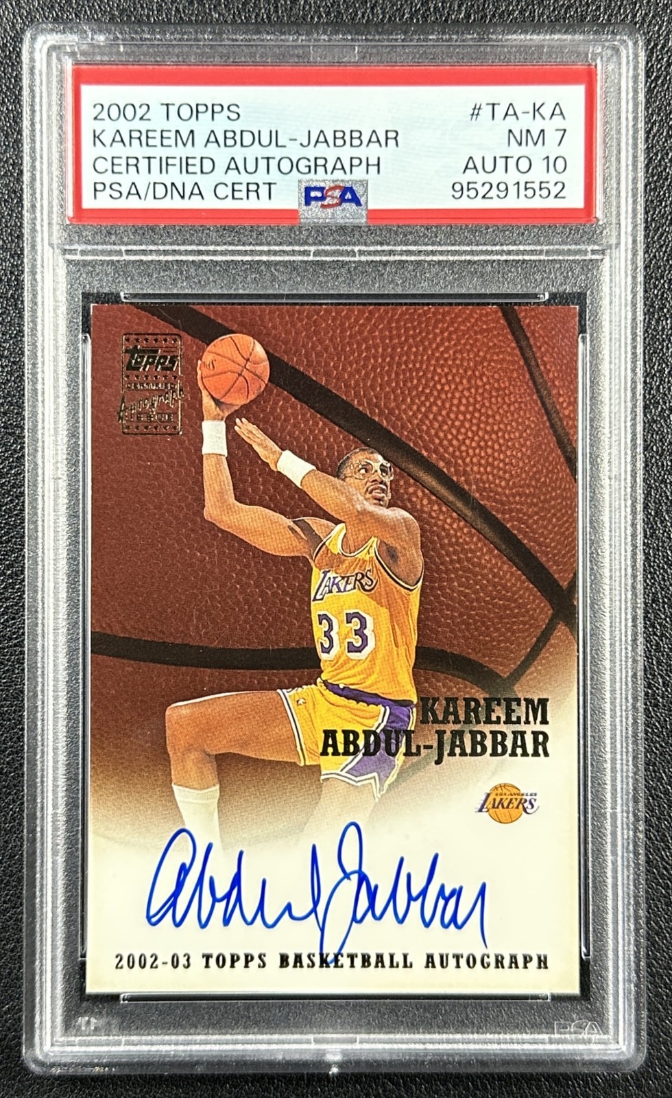 KAREEM ABDUL-JABBAR PSA 7 2002-03 TOPPS #TA-KA DNA 10 AUTO LAKERS 1552