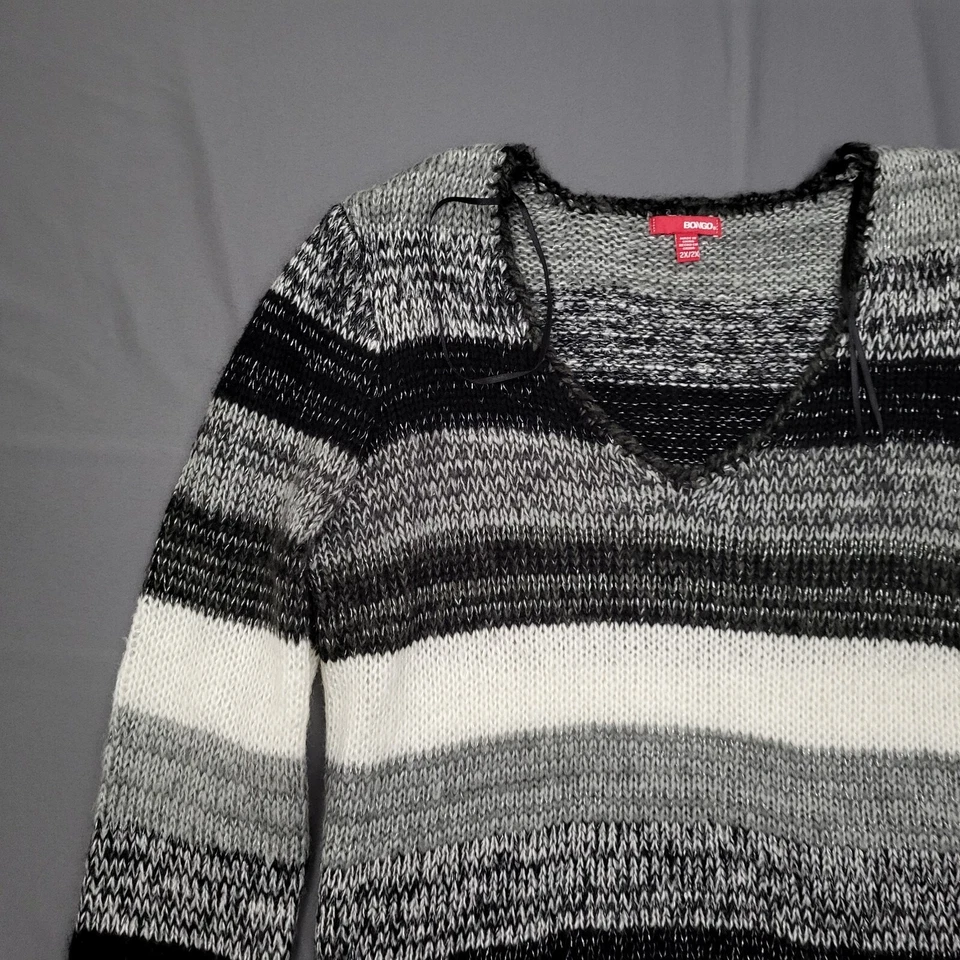Bongo Sweater Womens Plus 2X Long Sleeve Pullover V Neck Knit Striped Gray - Image 2 of 4
