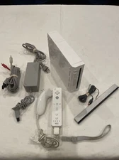 Nintendo Wii Launch Edition White Console RVL-001 CONTROLLER NUNCHUK Works Great