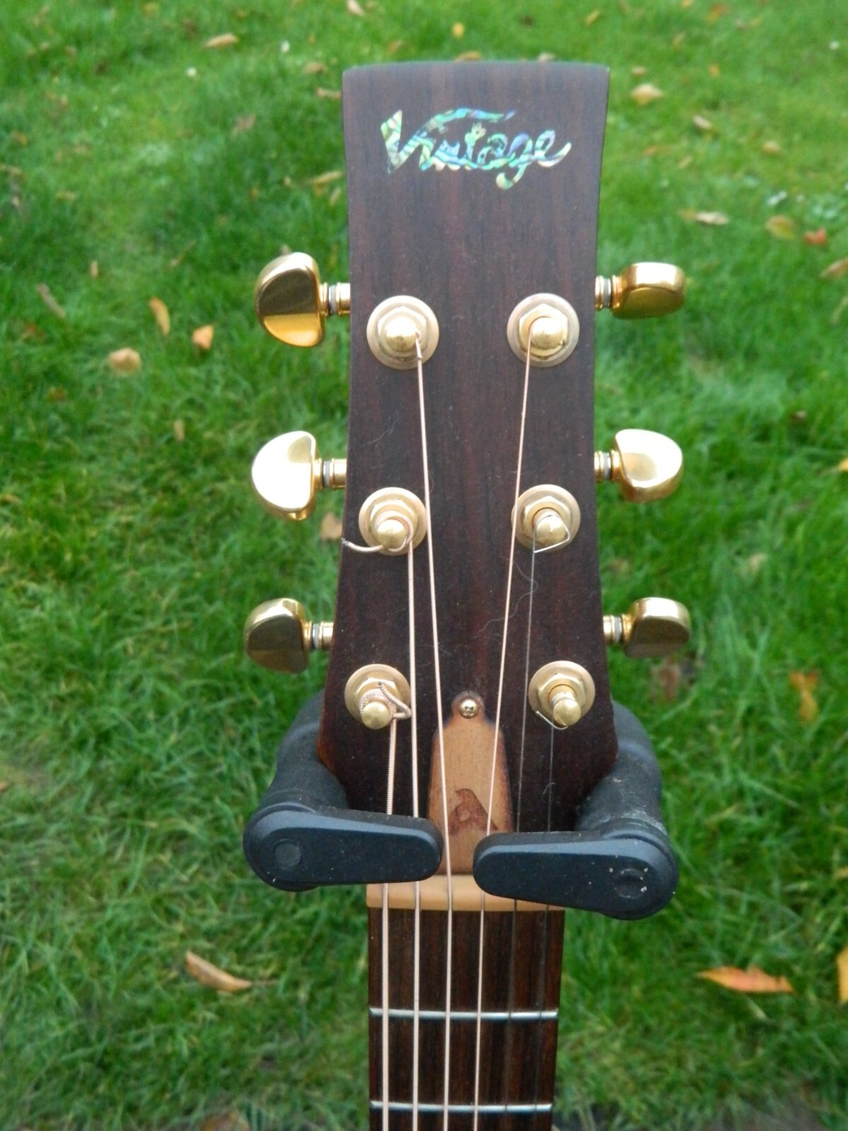 Vintage VE2000GG Gordon Giltrap Electro Acoustic Guitar With Hard Case