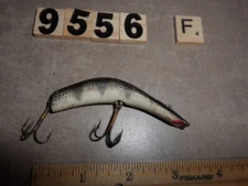 T9556  F  LAZY IKE FISHING LURE