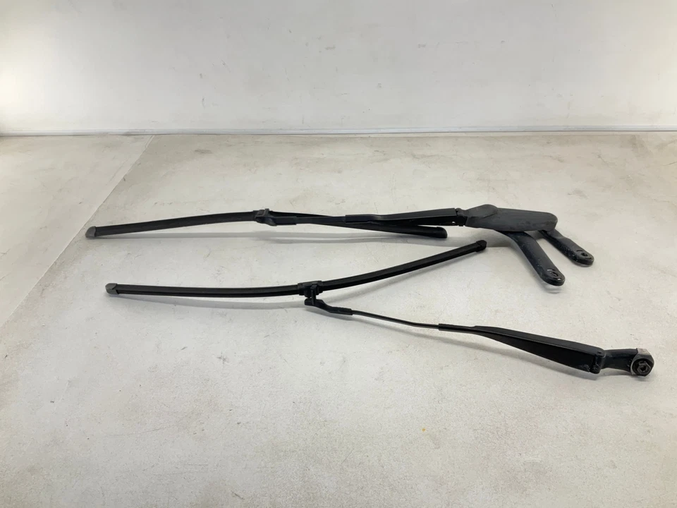 00-06 MERCEDES-BENZ CL-Class CL500 Front Windshield Left & Right Wiper Arm - Image 4 of 4