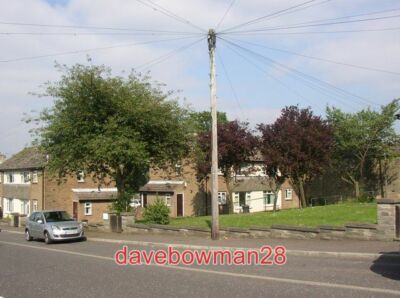 FOTO REGENT CLOSE UND TELEFONMAST NEW NORTH ROAD RASTRICK NICHT SEHR GUT V