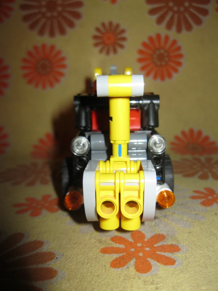 LEGO Technic 42031 Cherry Picker, photo 3 sur 5