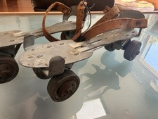 Vintage UNION HARDWARE MANUFACTURING CO. Metal Roller Skates Key