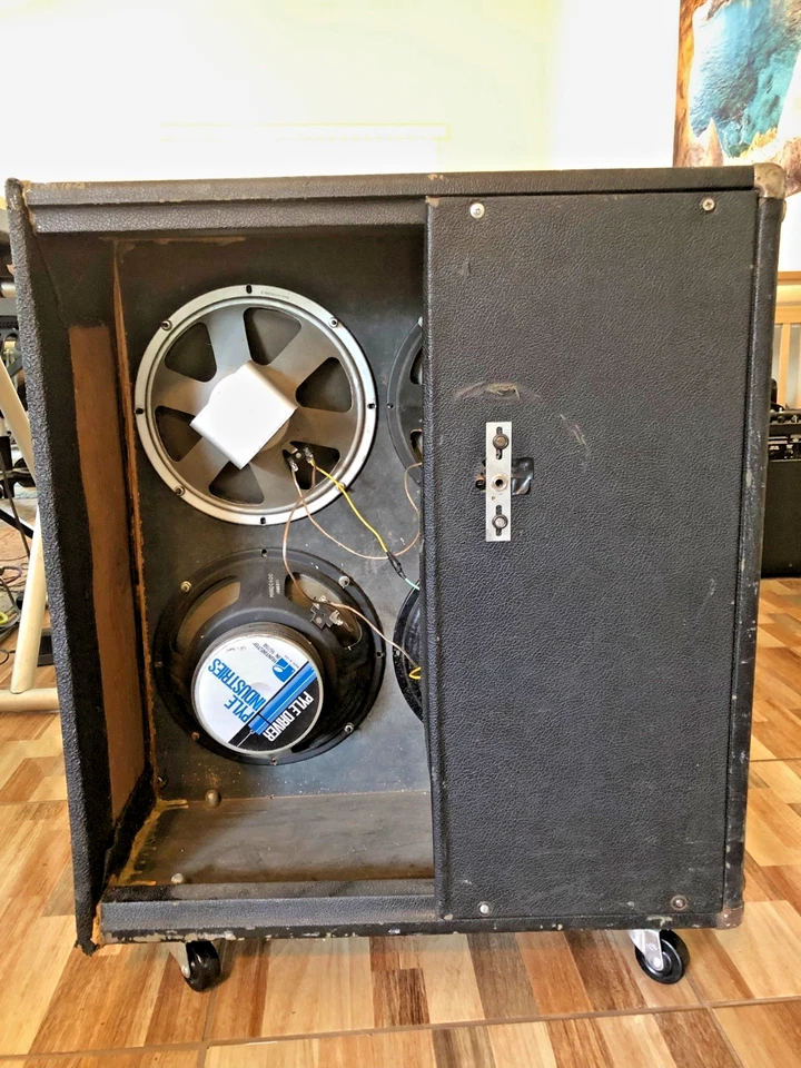 Fender 4 x10 Guitar Cabinet - Image 2 of 4