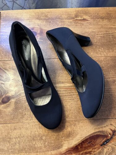 Women's Naturalizer Shoes Size 9N Black Low heel - image 1