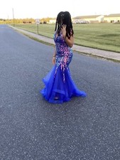 prom dress Only Used Once. In Excellent Condition/ Looks New