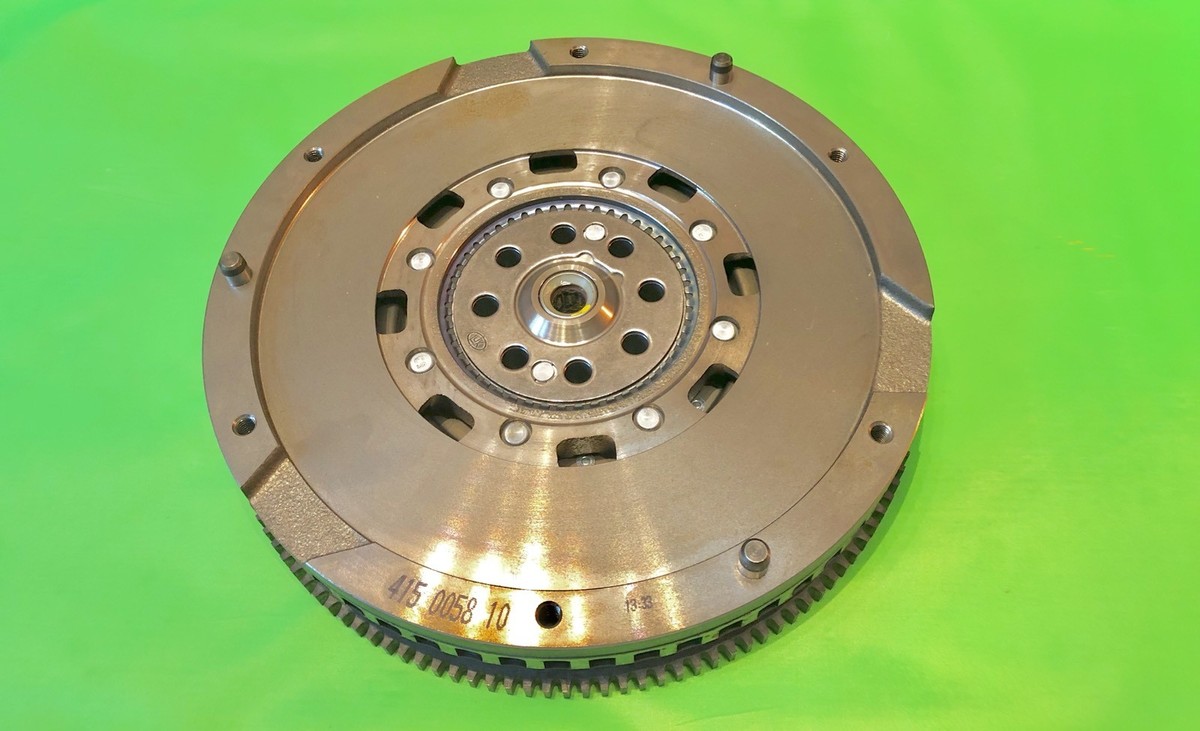 OEM Audi S4 B5 A6 C5 2.7 Engine Flywheel Dual Mass DMF Part
