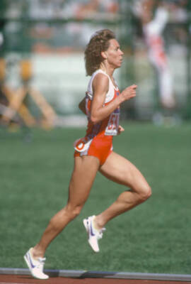 Long Distance runner Mary Decker United States competes duri Olympic '88 Photo 4