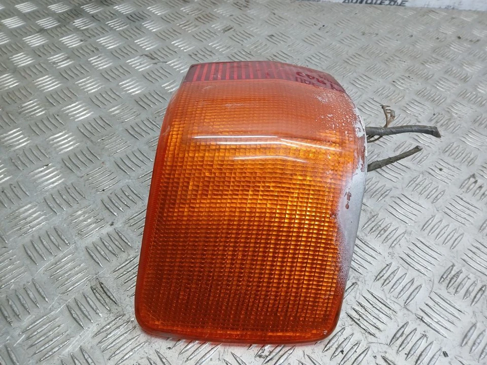 Piloto trasero izquierdo audi 80 90 b3 1991 UST111283 Foto 2 de 4